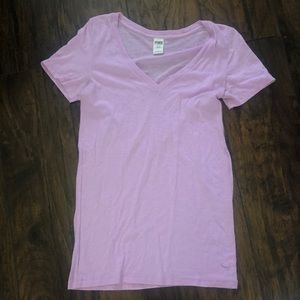 vs pink tshirt